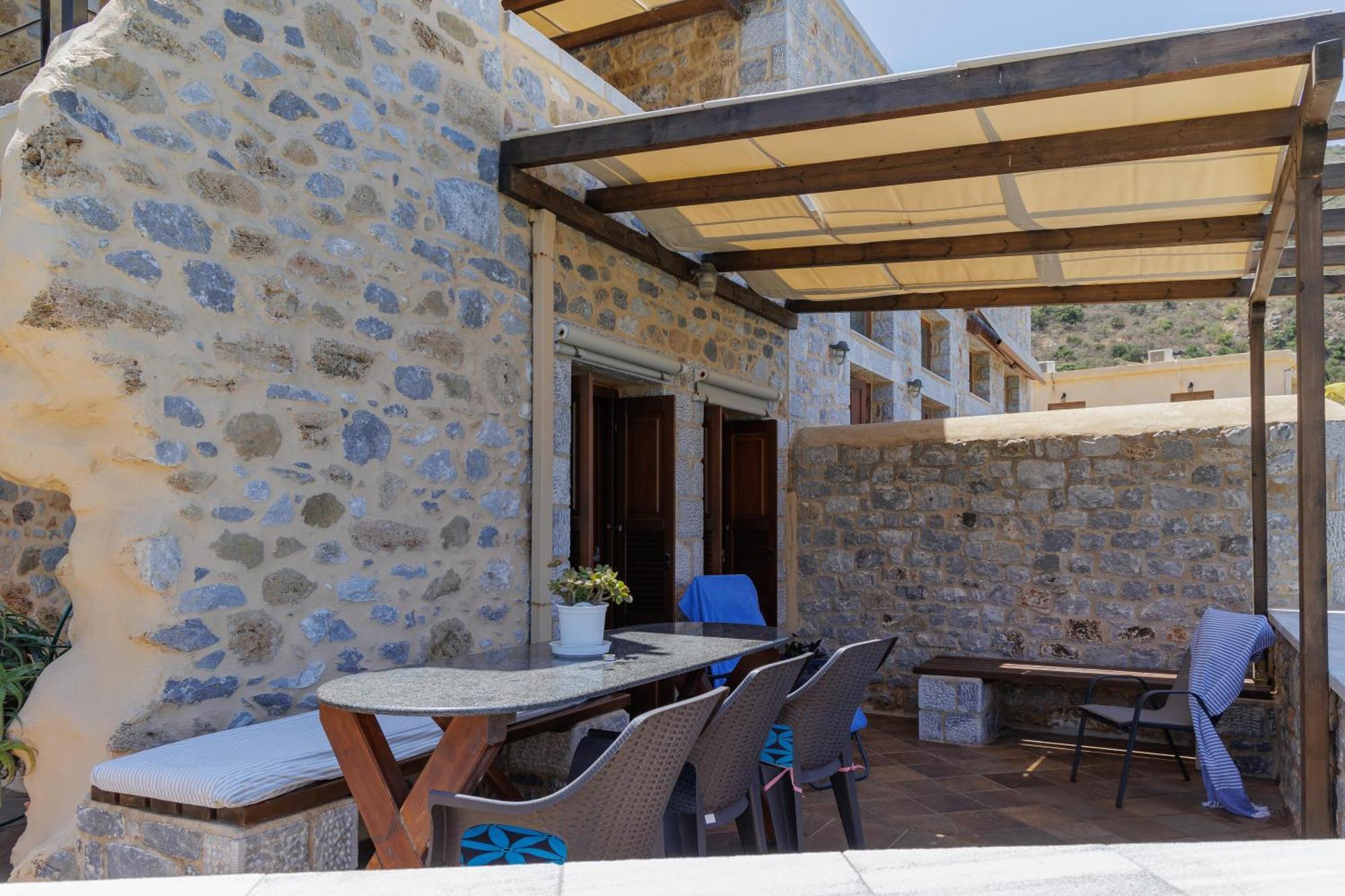 Sun Villa Néon Oítilon Екстериор снимка