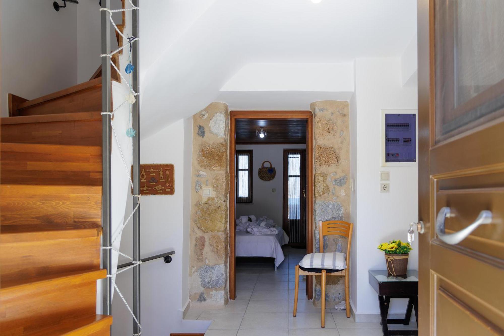 Sun Villa Néon Oítilon Екстериор снимка